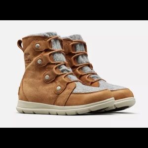 SOREL Explorer Joan Waterproof Boot